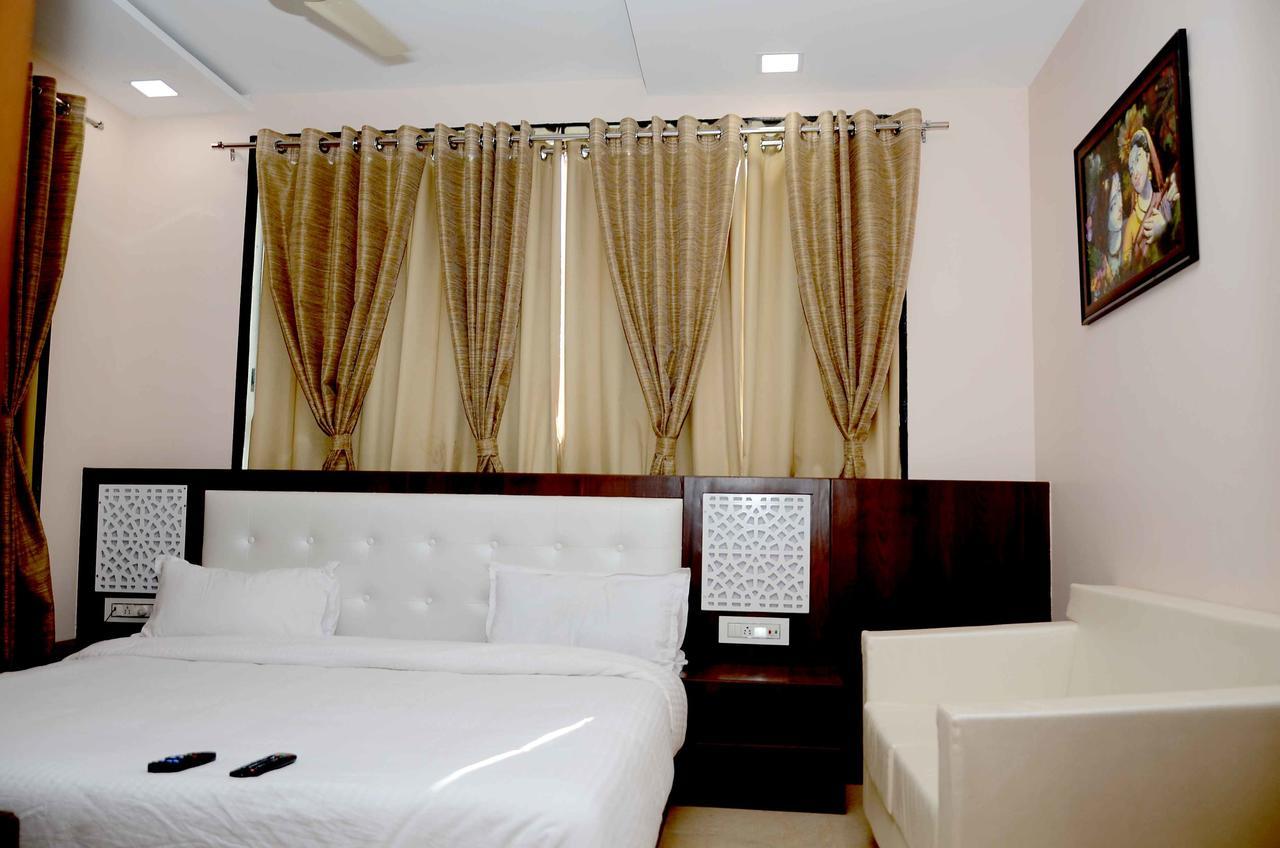 אויאיין Hotel Shikhar Darshan מראה חיצוני תמונה