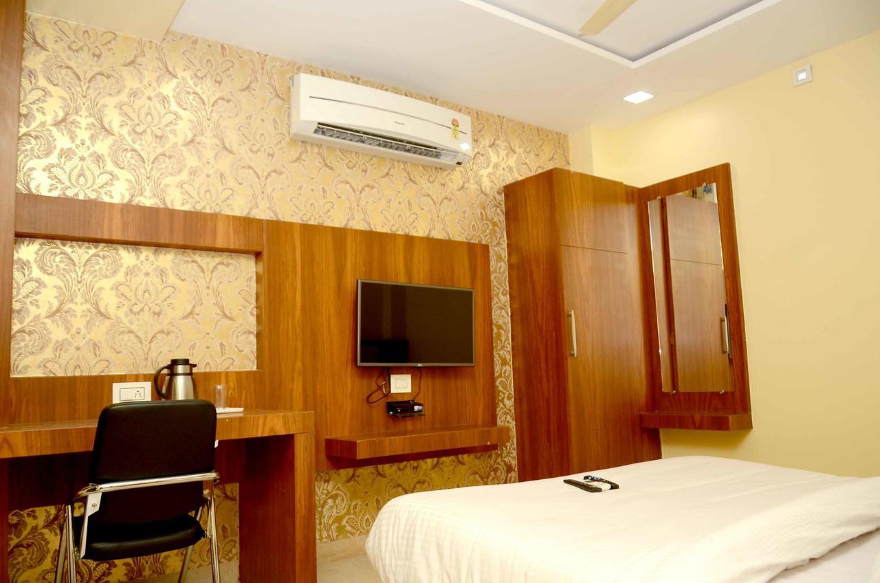 אויאיין Hotel Shikhar Darshan מראה חיצוני תמונה