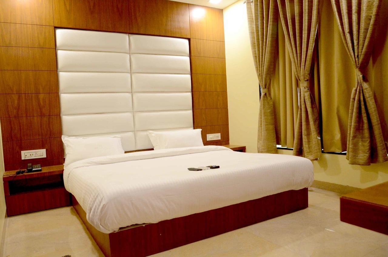 אויאיין Hotel Shikhar Darshan מראה חיצוני תמונה